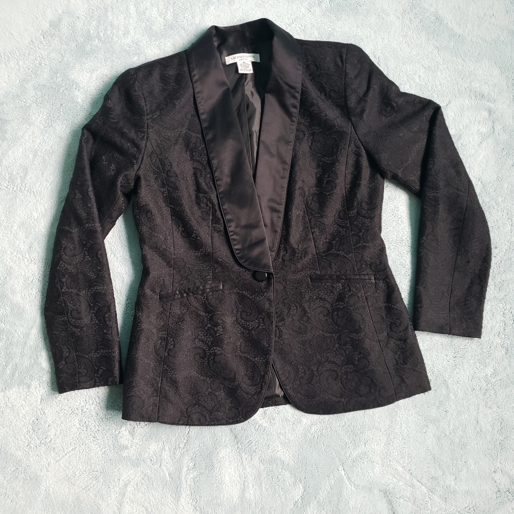 Black floral pattern blazer